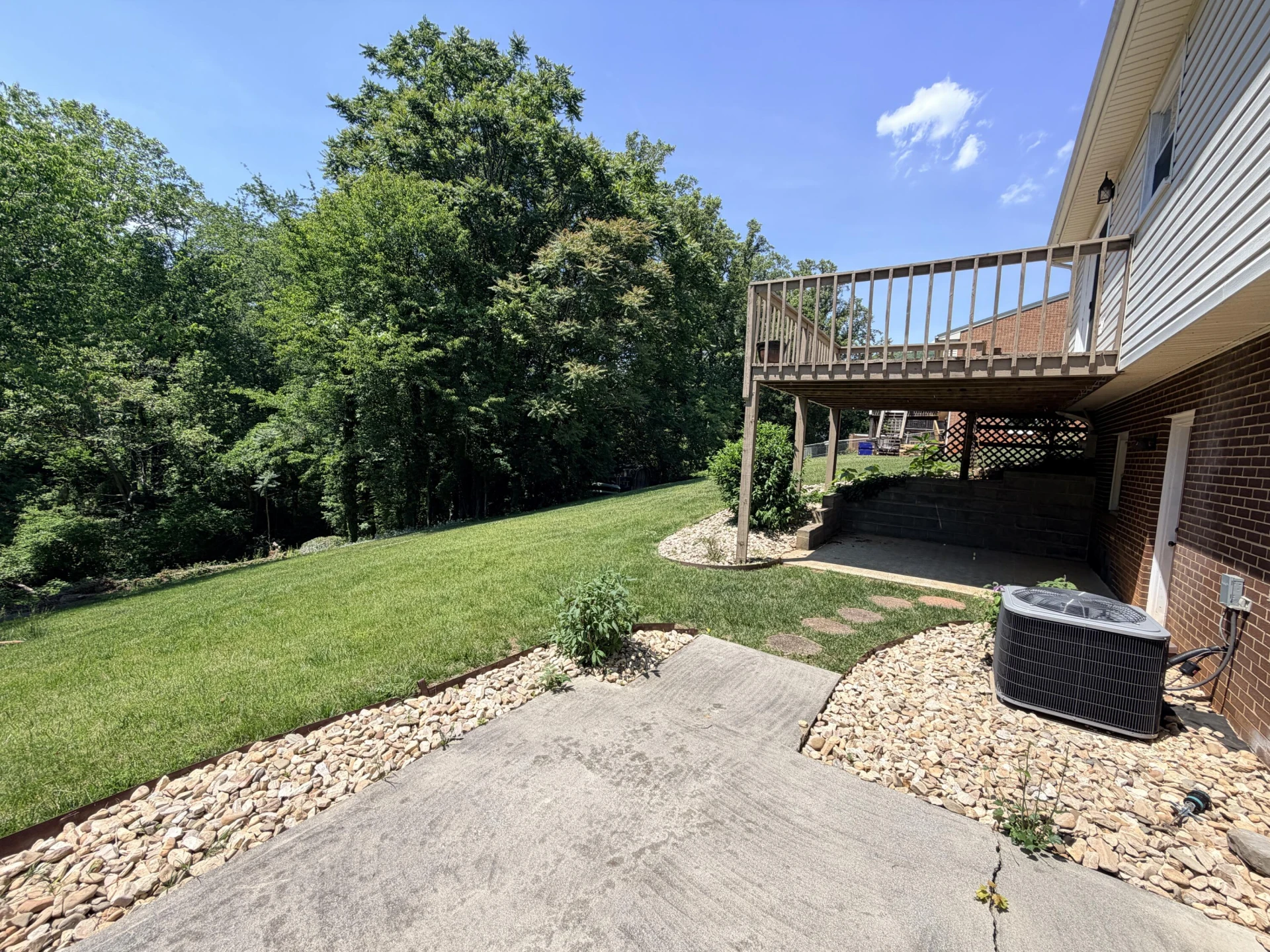 116 Old Brook RD - Photo 4