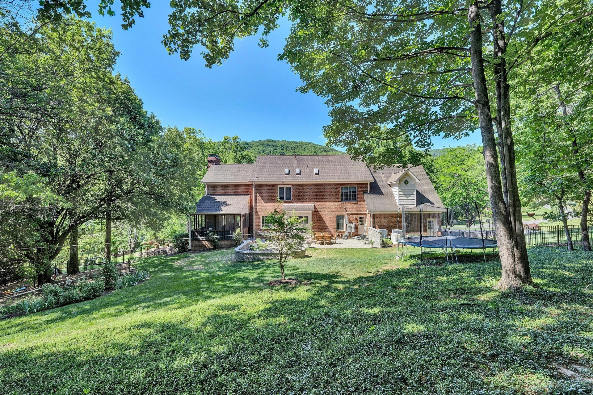 6603 Hidden Woods CT - Photo 17