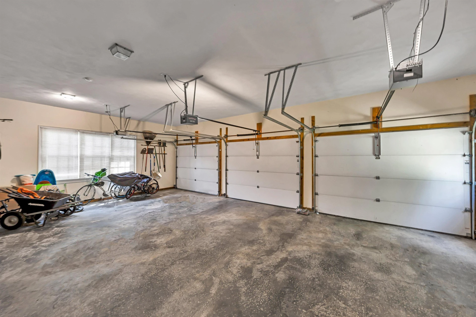 6603 Hidden Woods CT - Photo 68