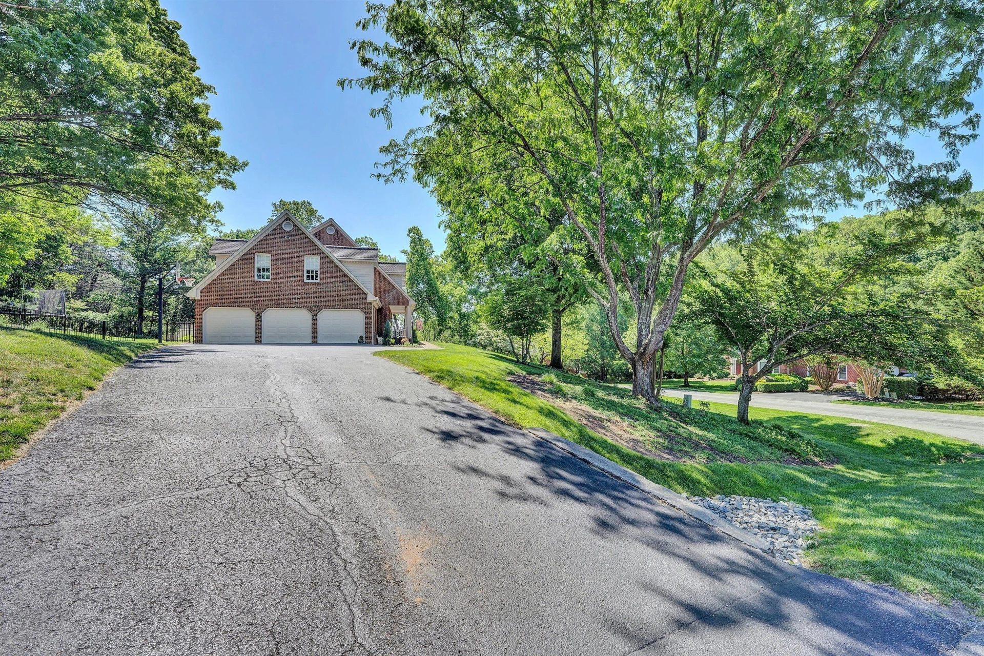 6603 Hidden Woods CT - Photo 72