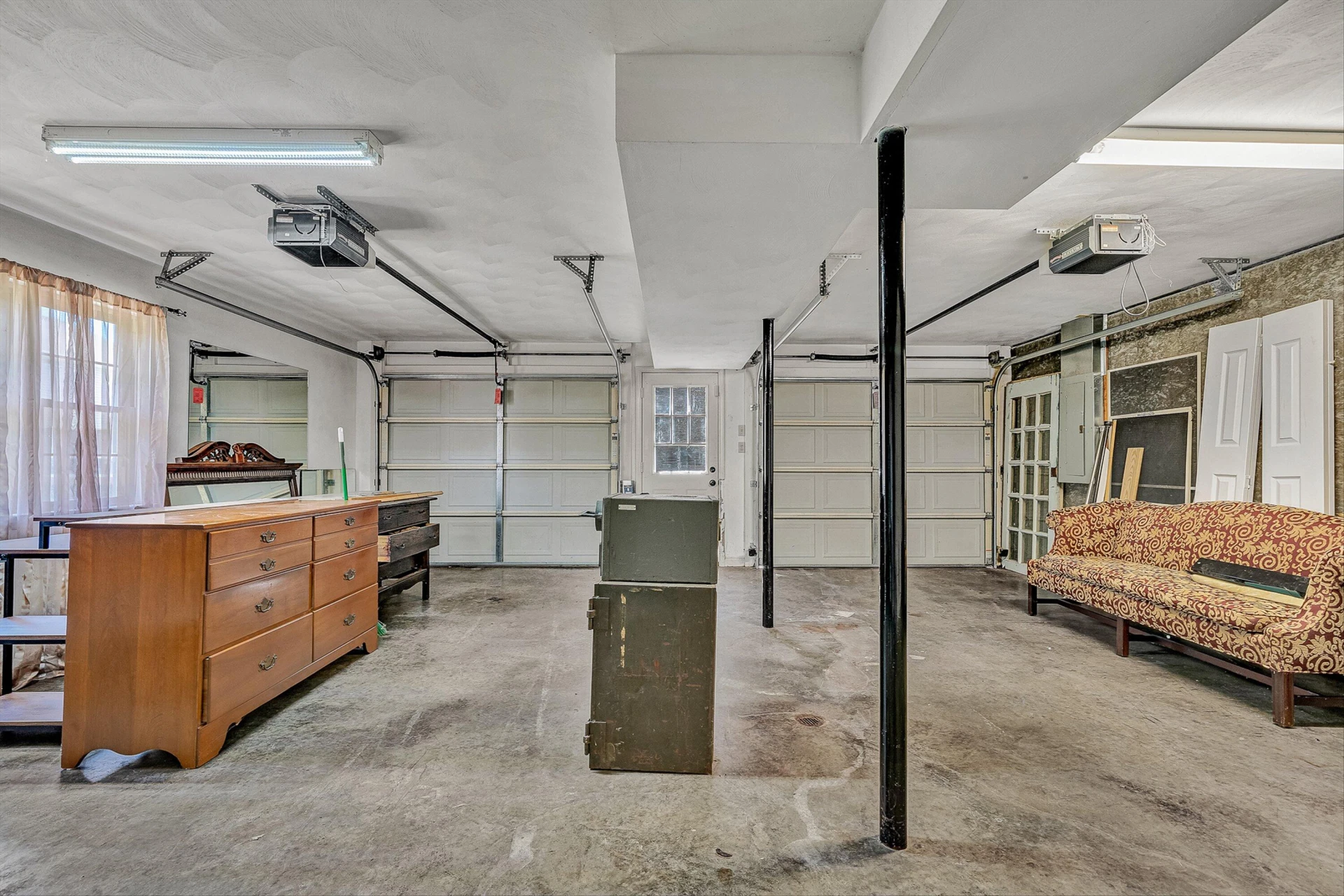 742 Pitt AVE - Photo 19