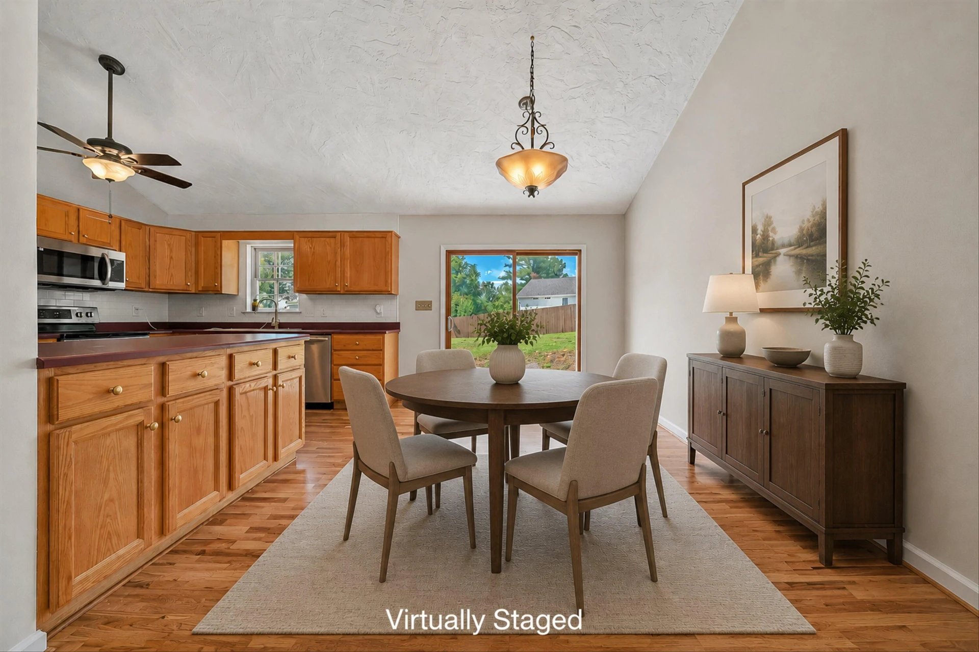 742 Pitt AVE - Photo 2