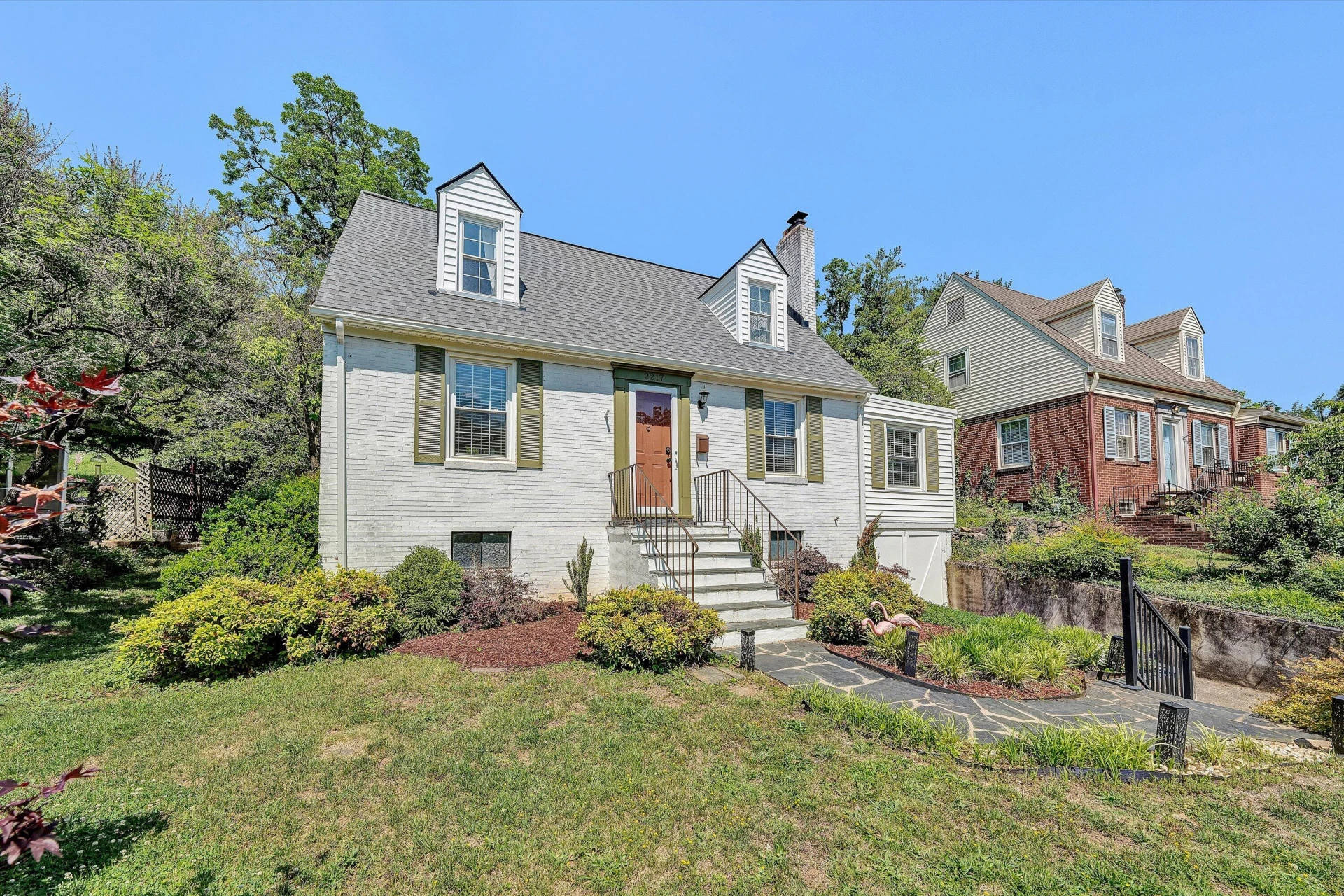 2217 Ross LN SW - Photo 2