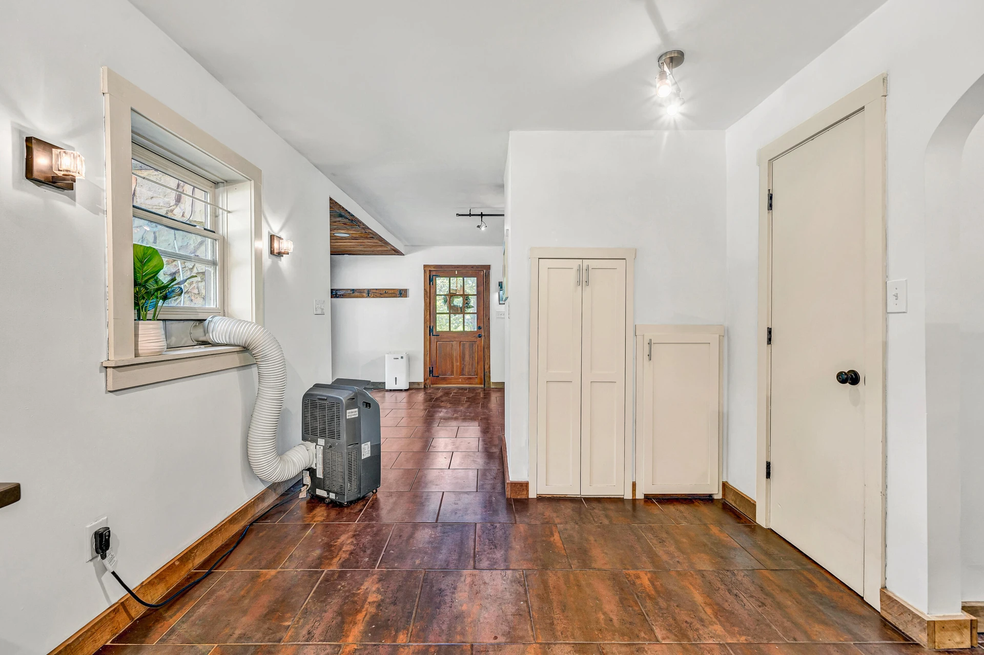 2603 Rutrough RD SE - Photo 13