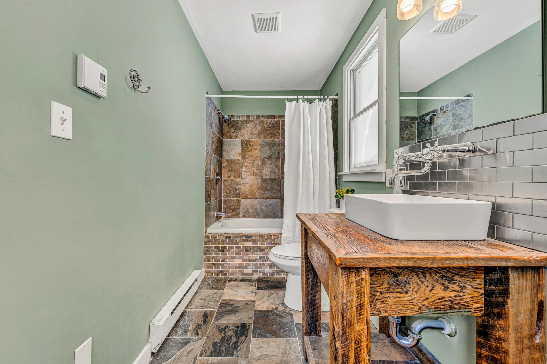 2603 Rutrough RD SE - Photo 24