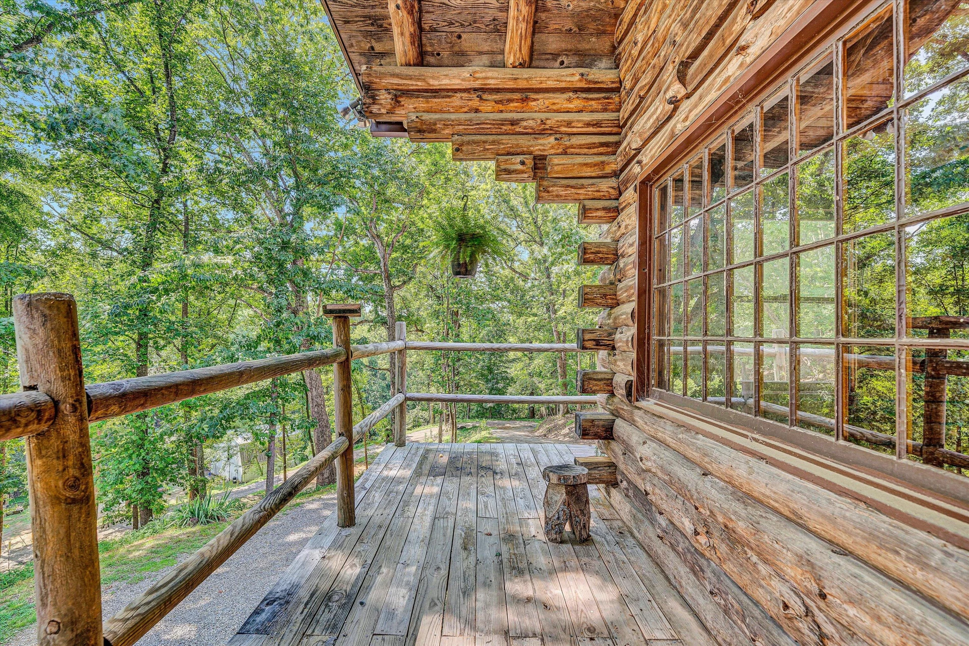 2603 Rutrough RD SE - Photo 33