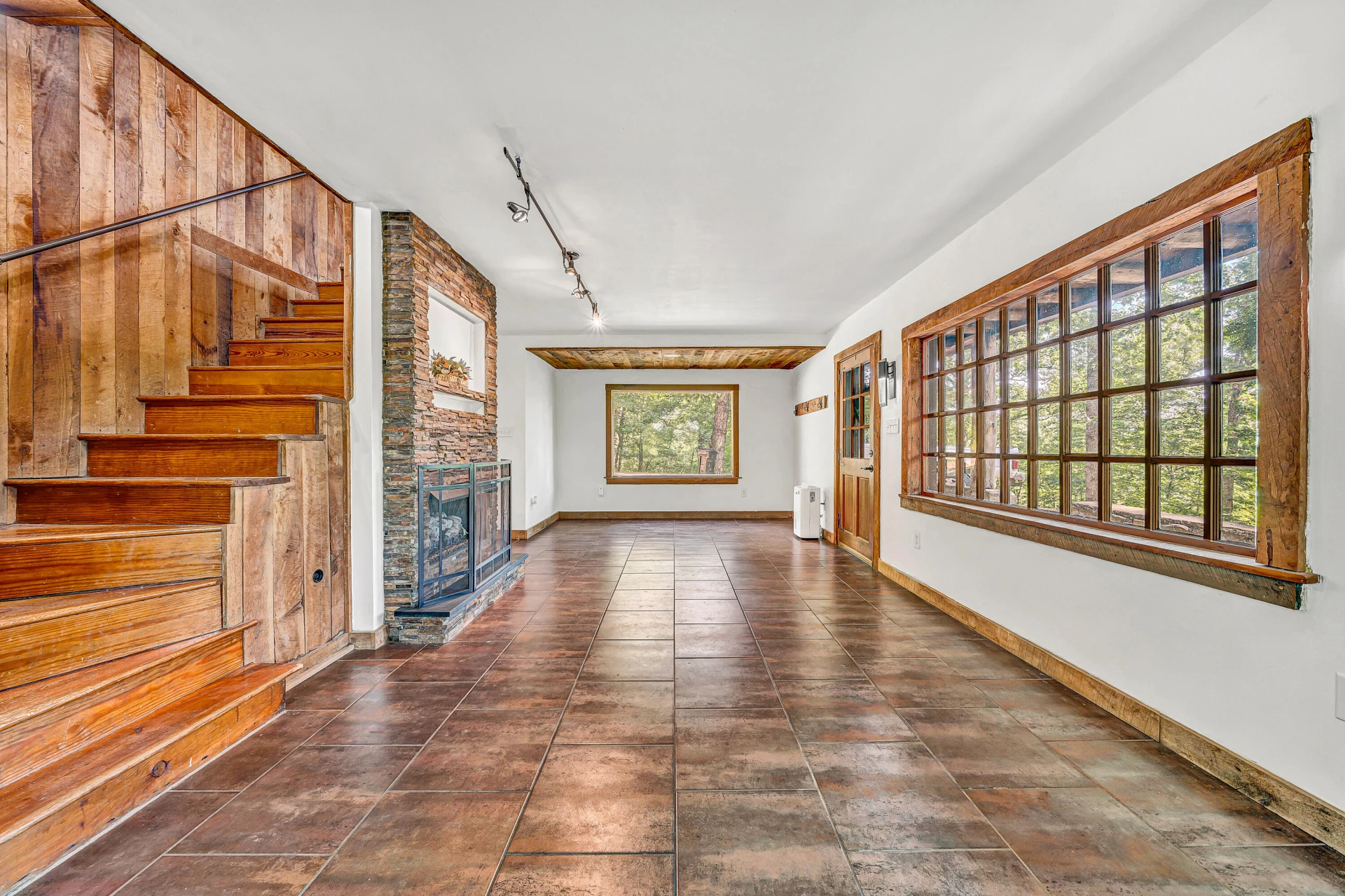 2603 Rutrough RD SE - Photo 6