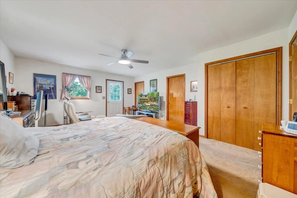 902 White Oak DR - Photo 26