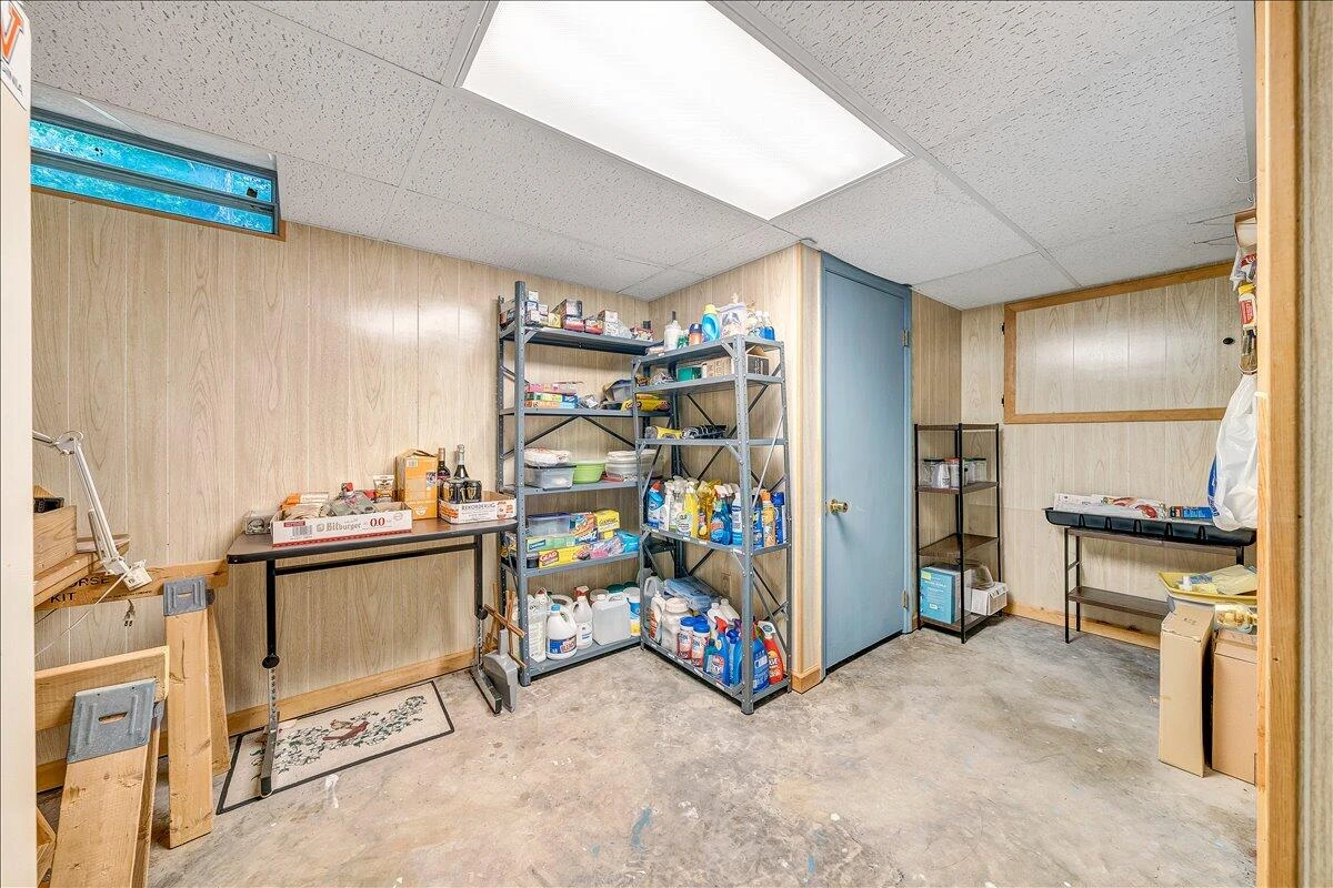 902 White Oak DR - Photo 49