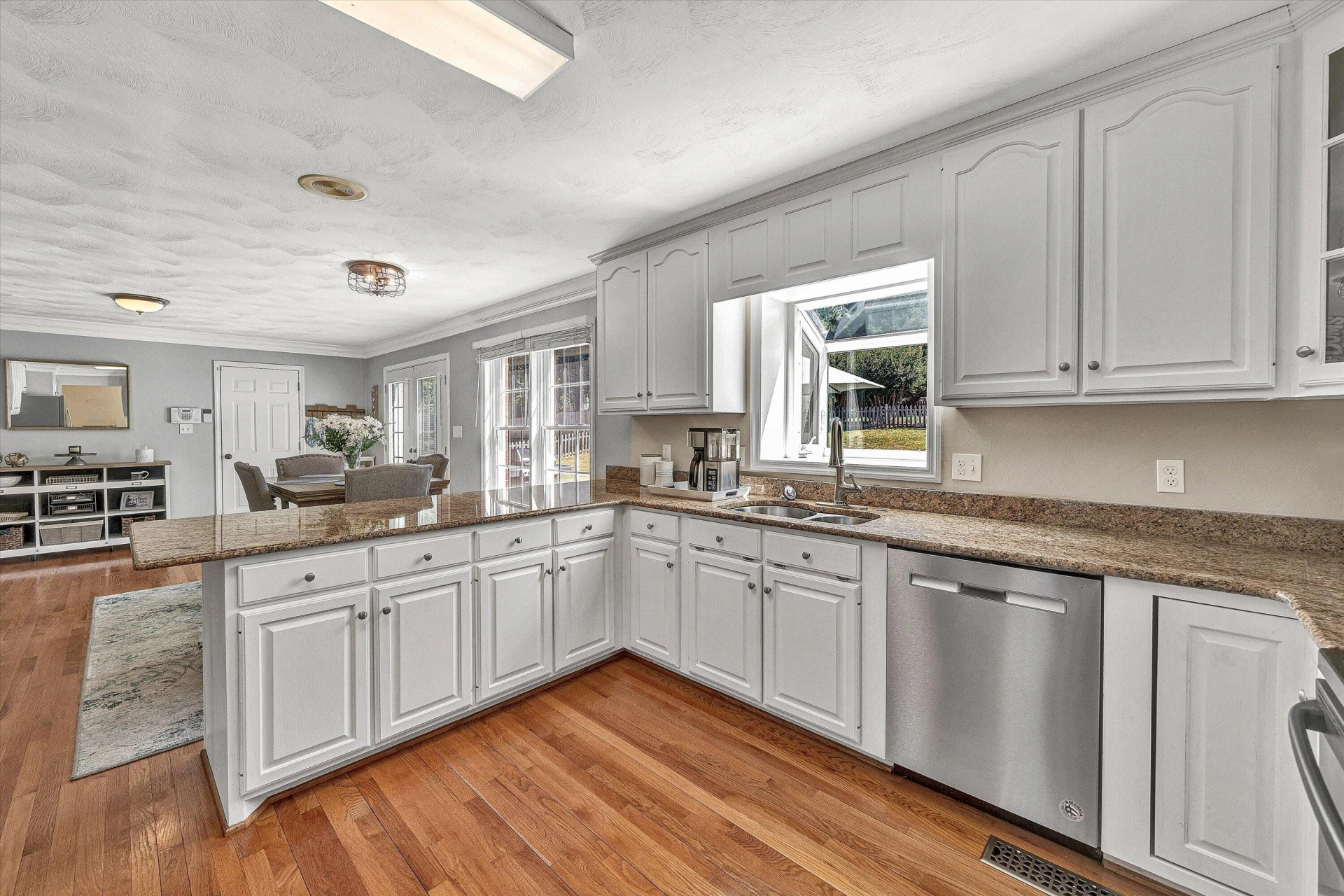 5137 Plantation Grove LN - Photo 7