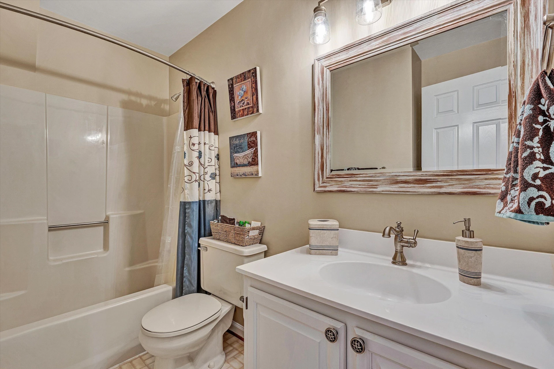 4717 Barclay Square SW - Photo 19