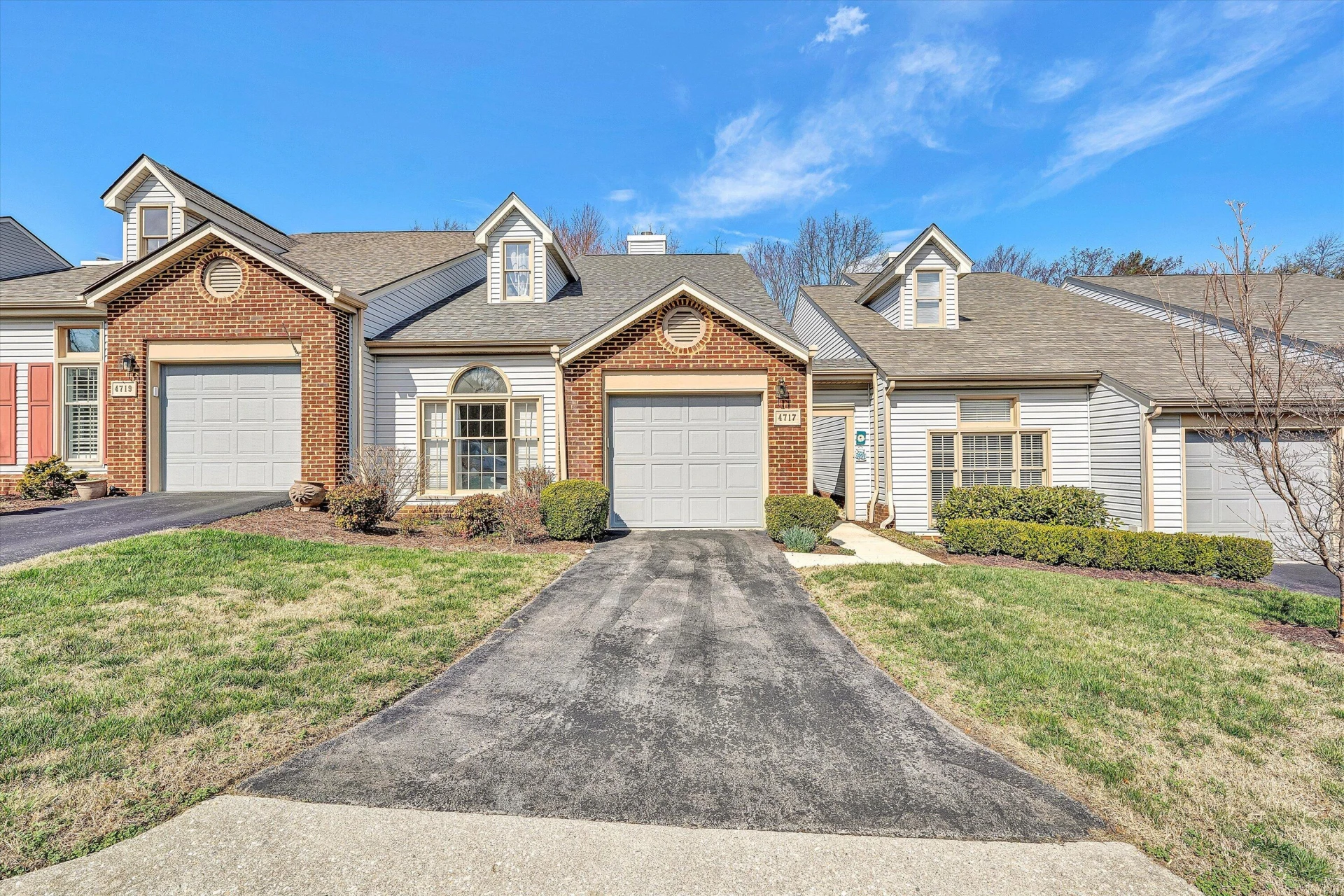 4717 Barclay Square SW - Photo 32