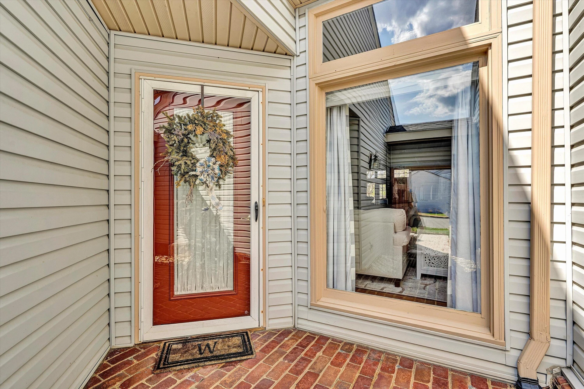 4717 Barclay Square SW - Photo 6