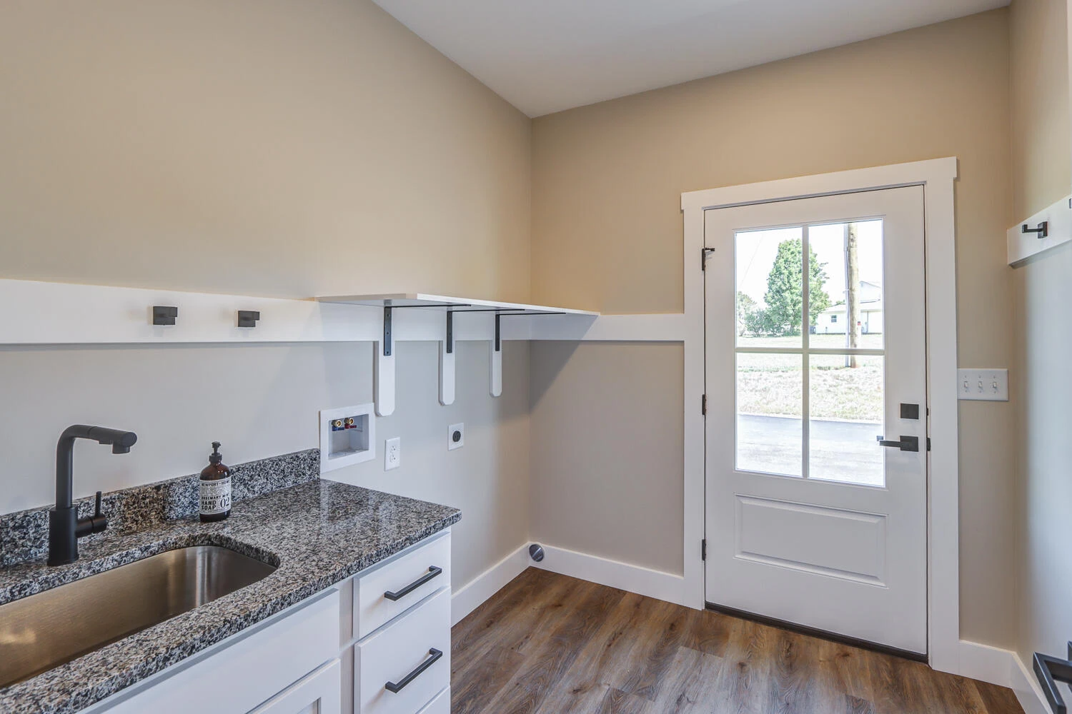 8607 Virginia Byway - Photo 45