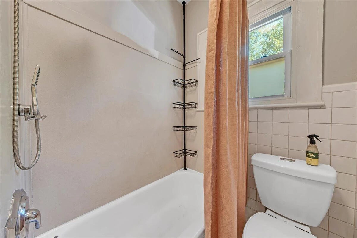 1205 Summit AVE SW - Photo 30