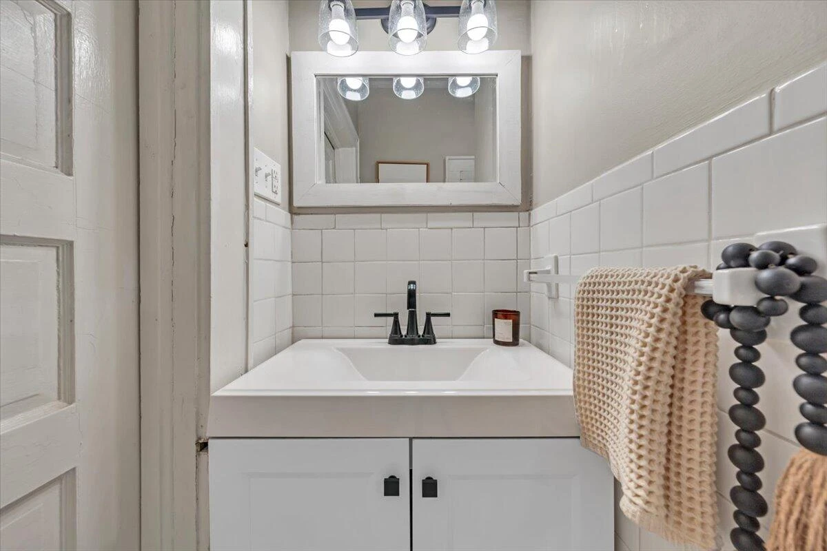 1205 Summit AVE SW - Photo 31