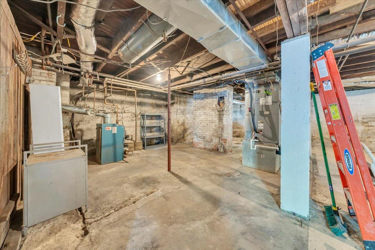 1205 Summit AVE SW - Photo 37