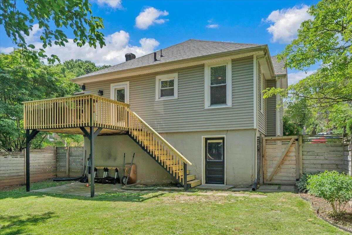 1205 Summit AVE SW - Photo 44