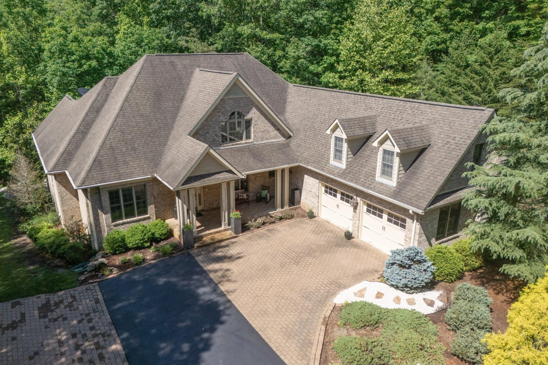 7395 Starlight LN - Photo 3
