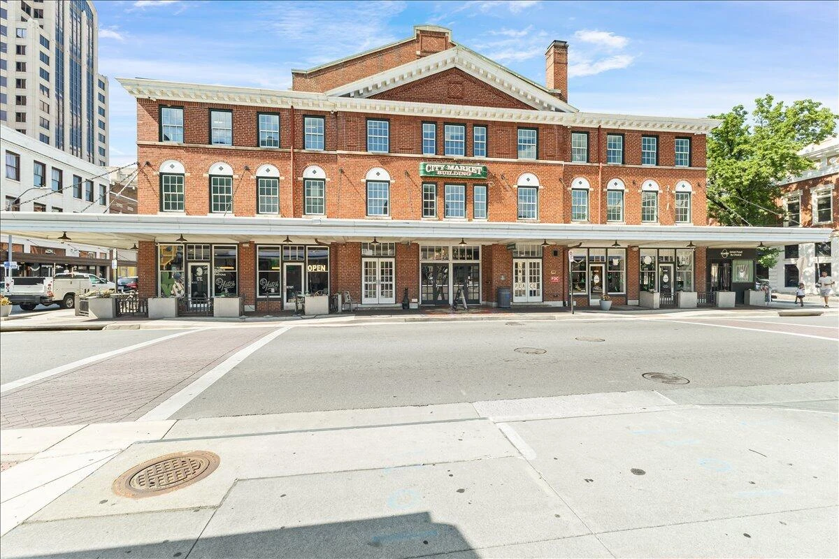 319 Campbell AVE SW #101 - Photo 38