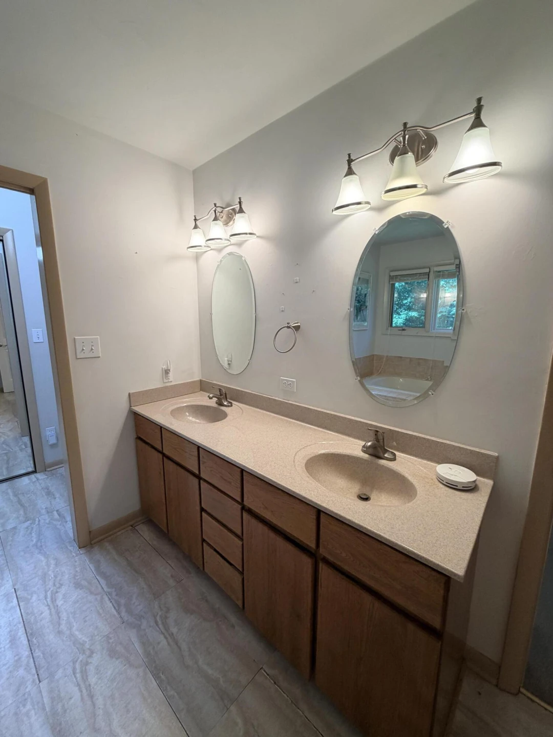 1051 Windfield LN - Photo 19