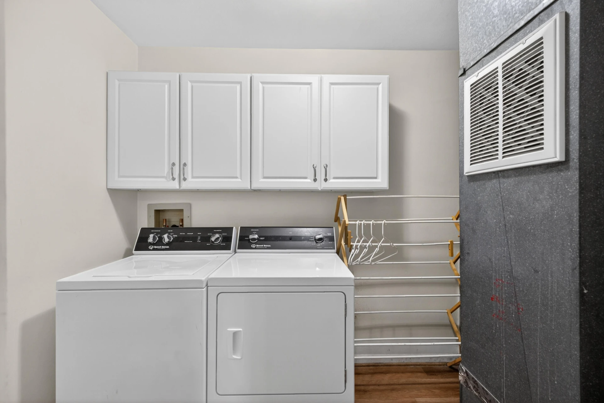 3311 Preston AVE NW - Photo 5