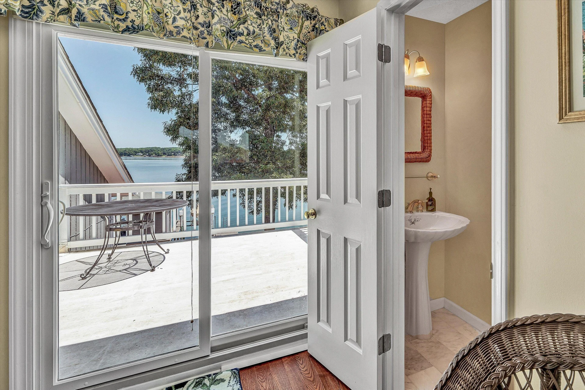 226 Pine Bay DR - Photo 33