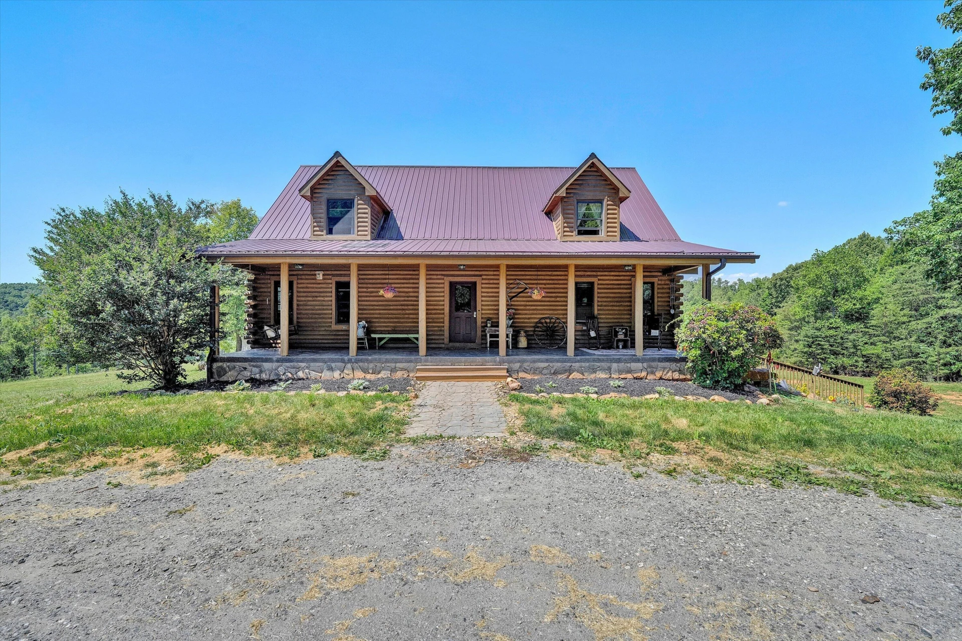 180 Thompson Ridge CIR - Photo 2