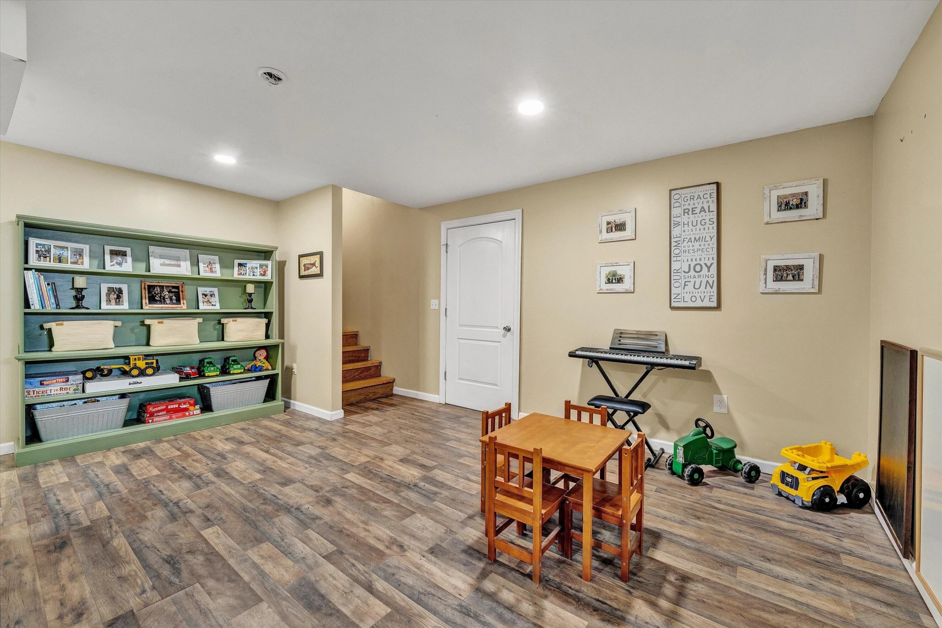180 Thompson Ridge CIR - Photo 48
