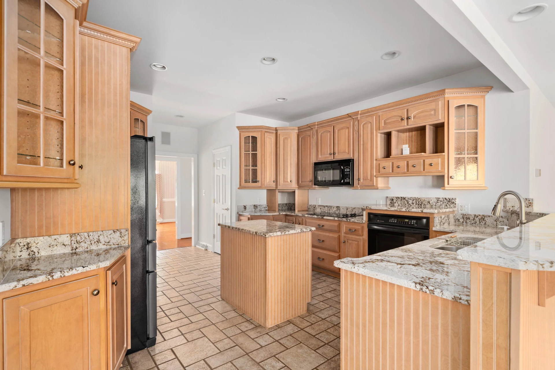 525 Orchard Lake DR - Photo 10