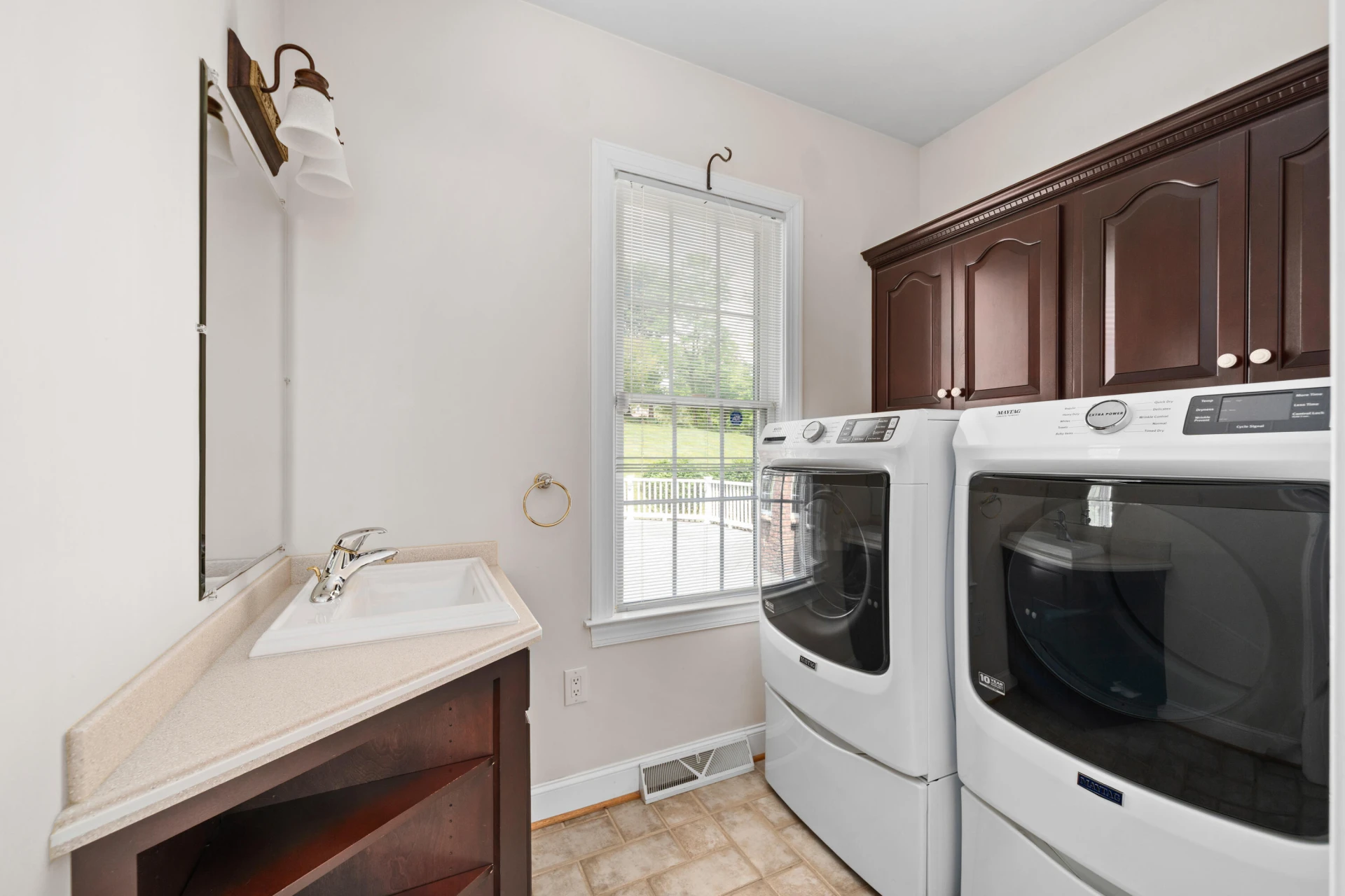 525 Orchard Lake DR - Photo 18