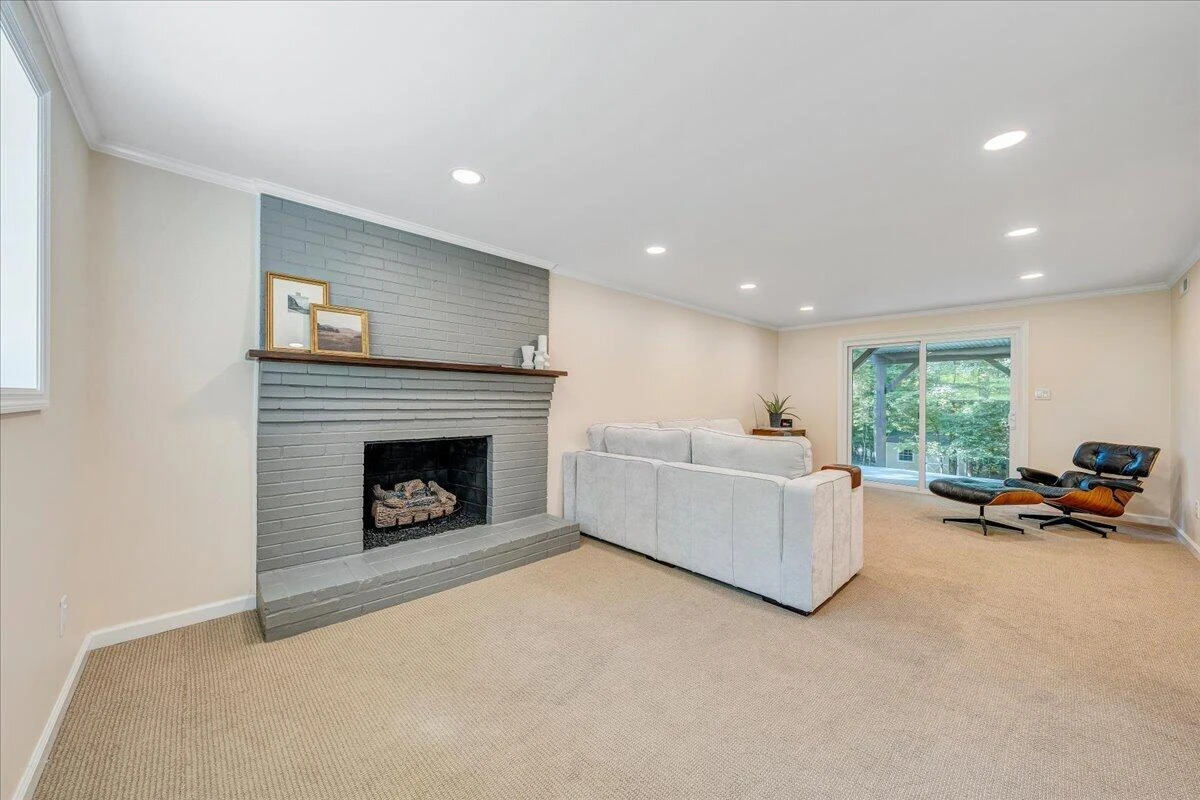 2116 Wesvan DR - Photo 34