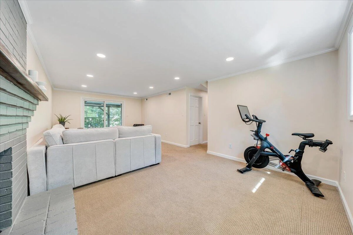2116 Wesvan DR - Photo 37