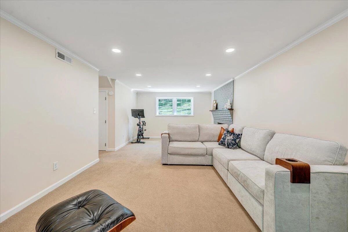 2116 Wesvan DR - Photo 38
