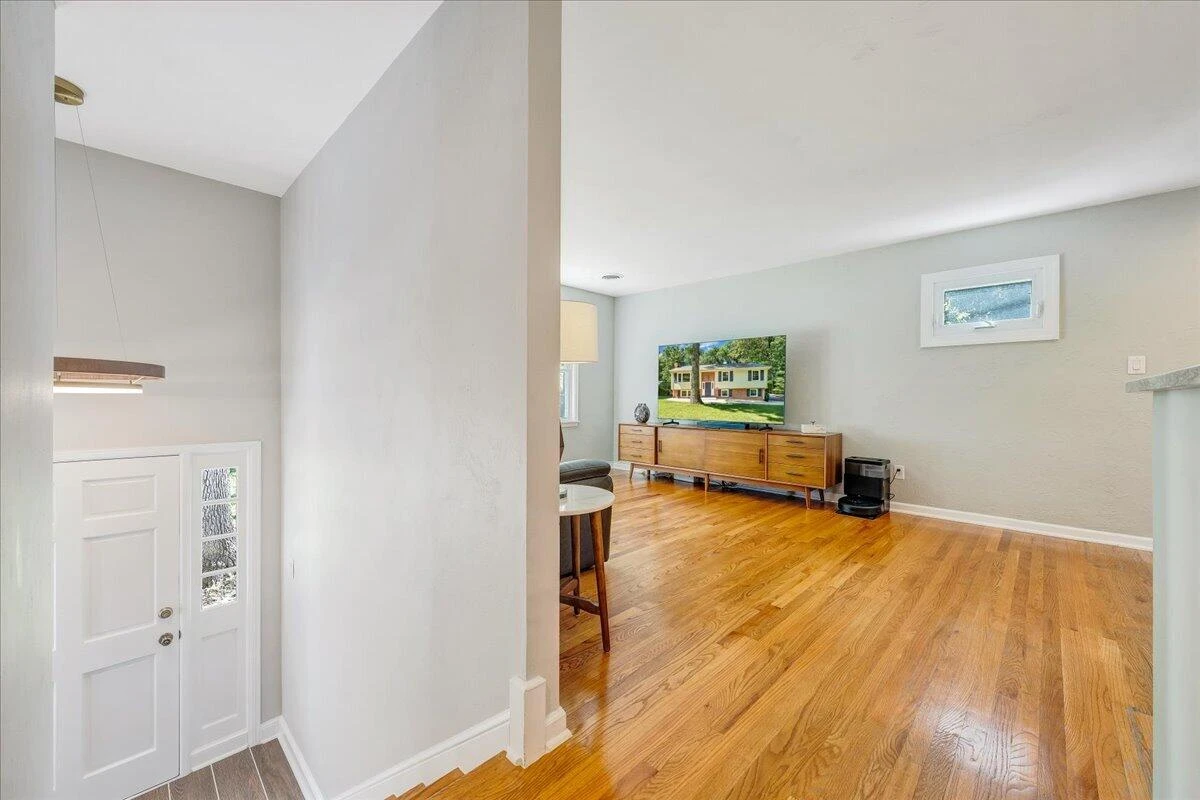 2116 Wesvan DR - Photo 17