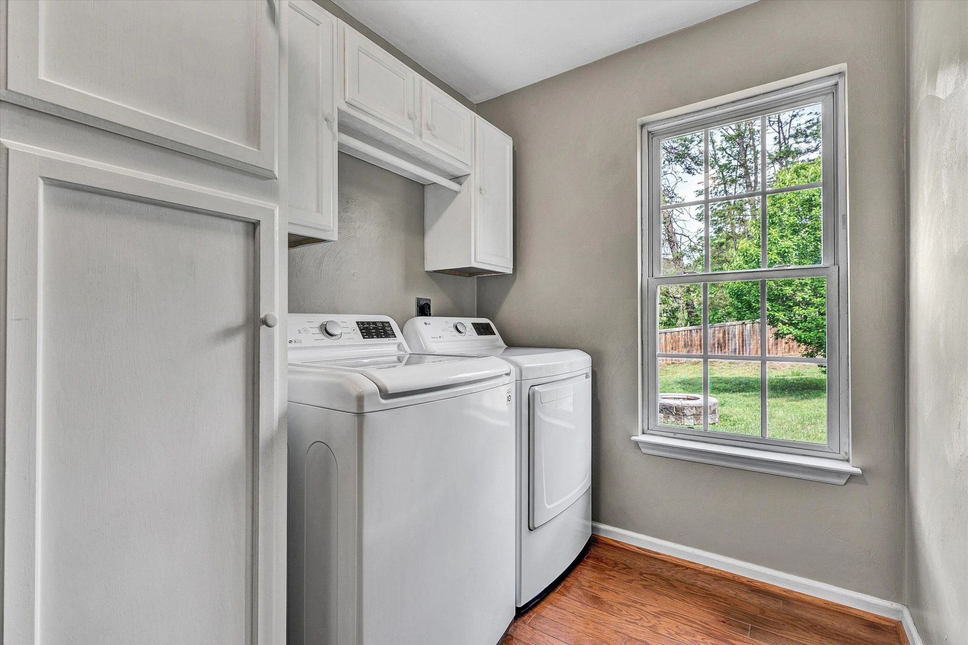 6932 Linn DR - Photo 10