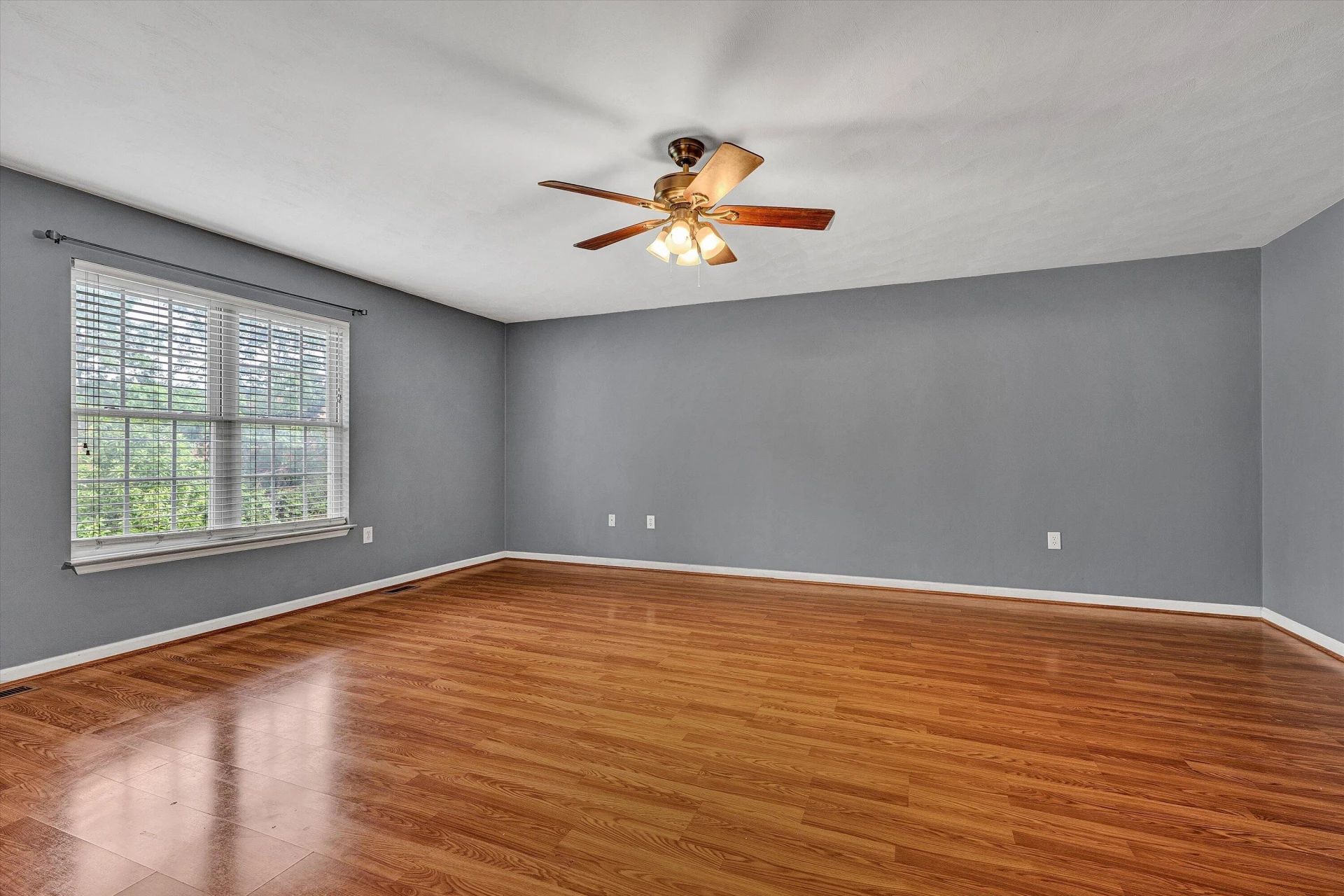 6932 Linn DR - Photo 12