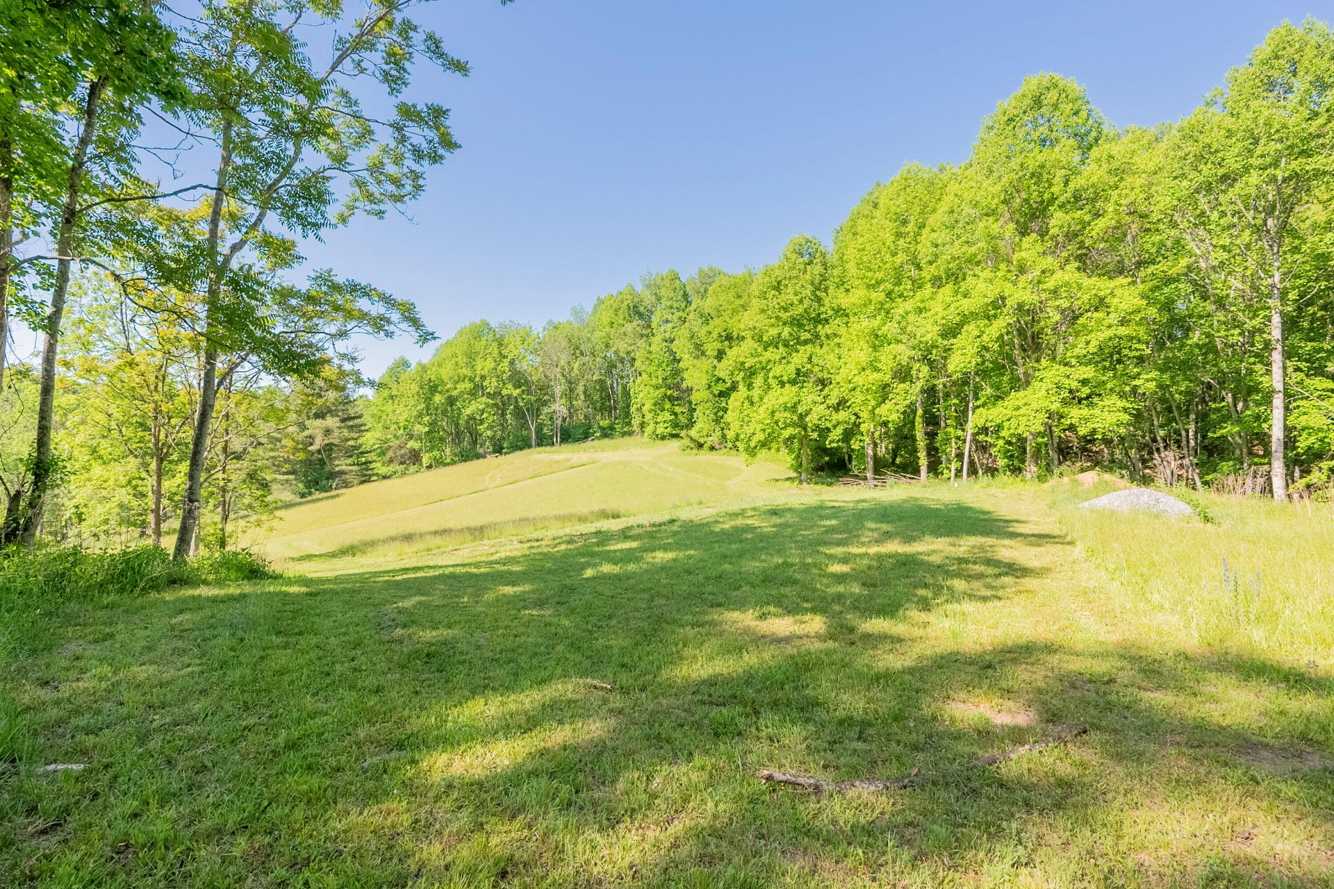 8730 Lee DR NE - Photo 32