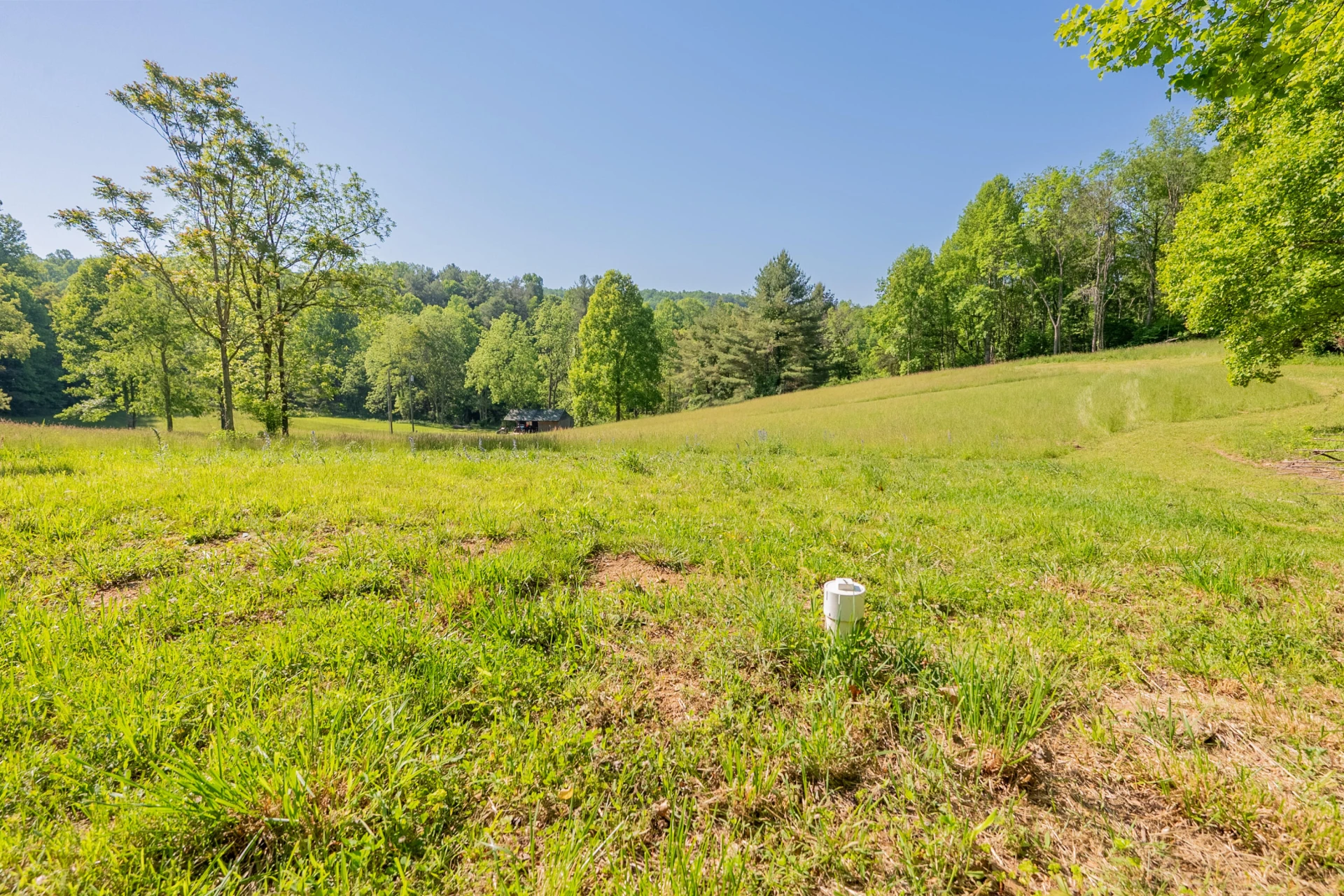 8730 Lee DR NE - Photo 33