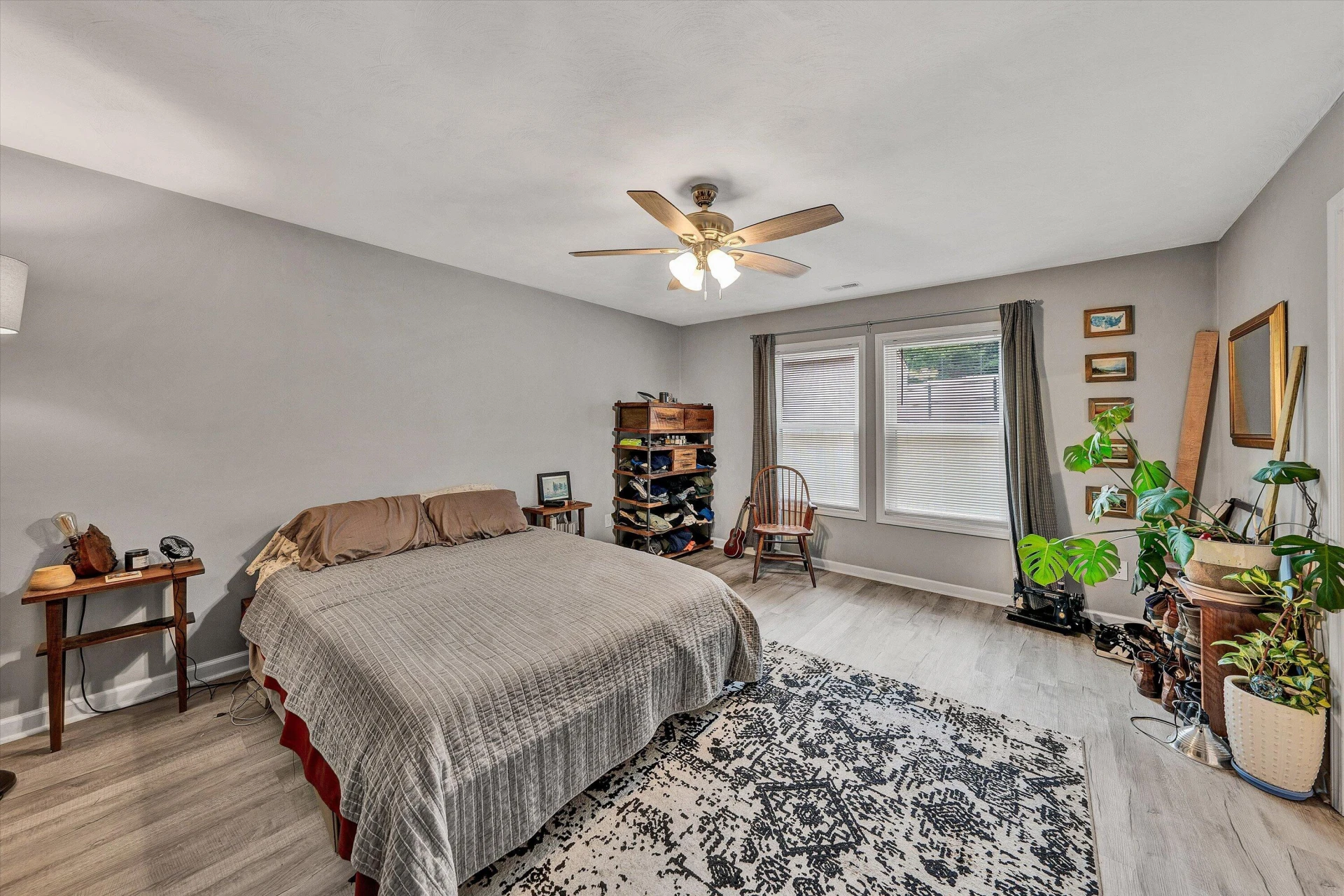 1718 Dundee AVE SE - Photo 13