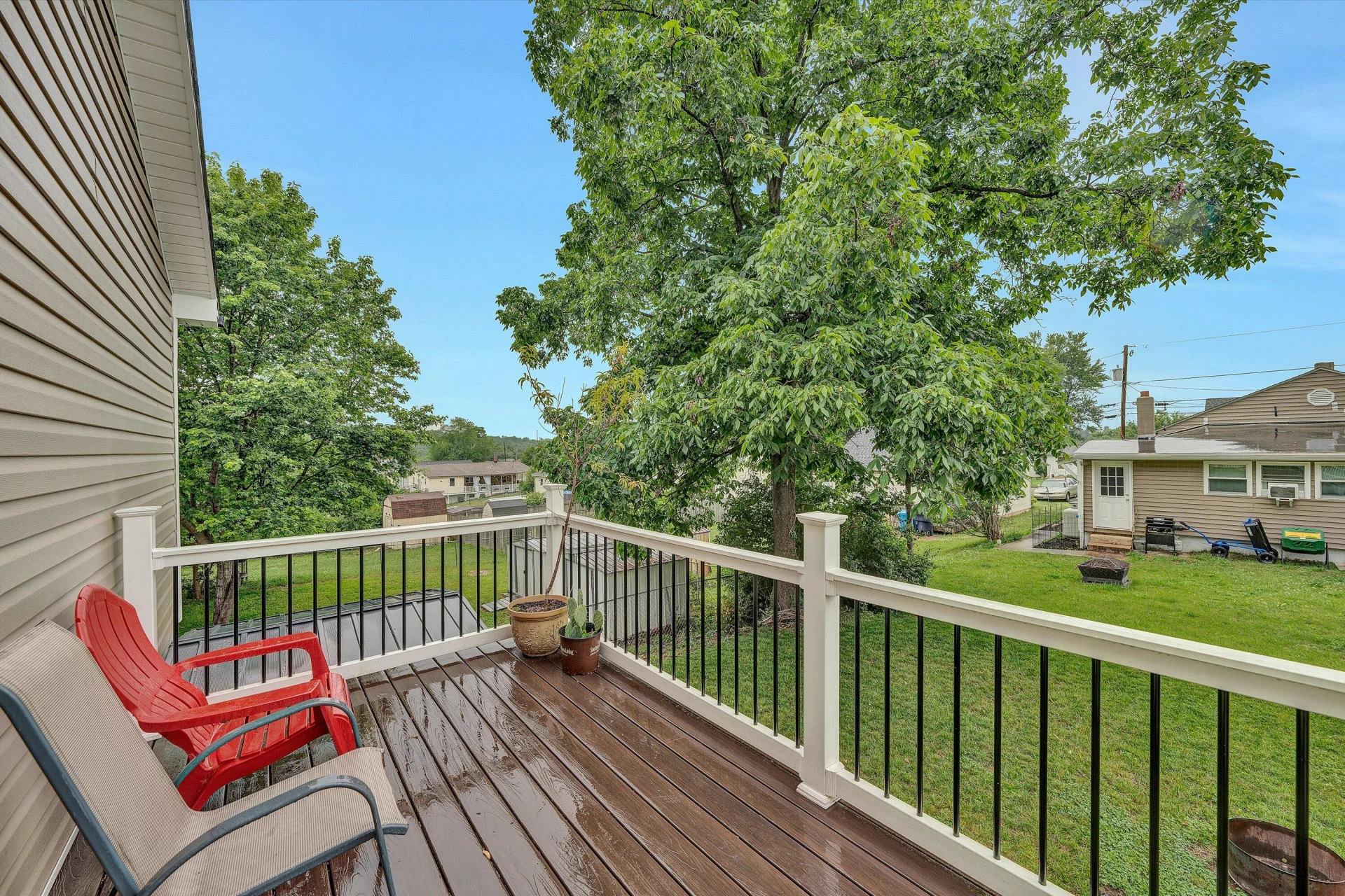 1718 Dundee AVE SE - Photo 16