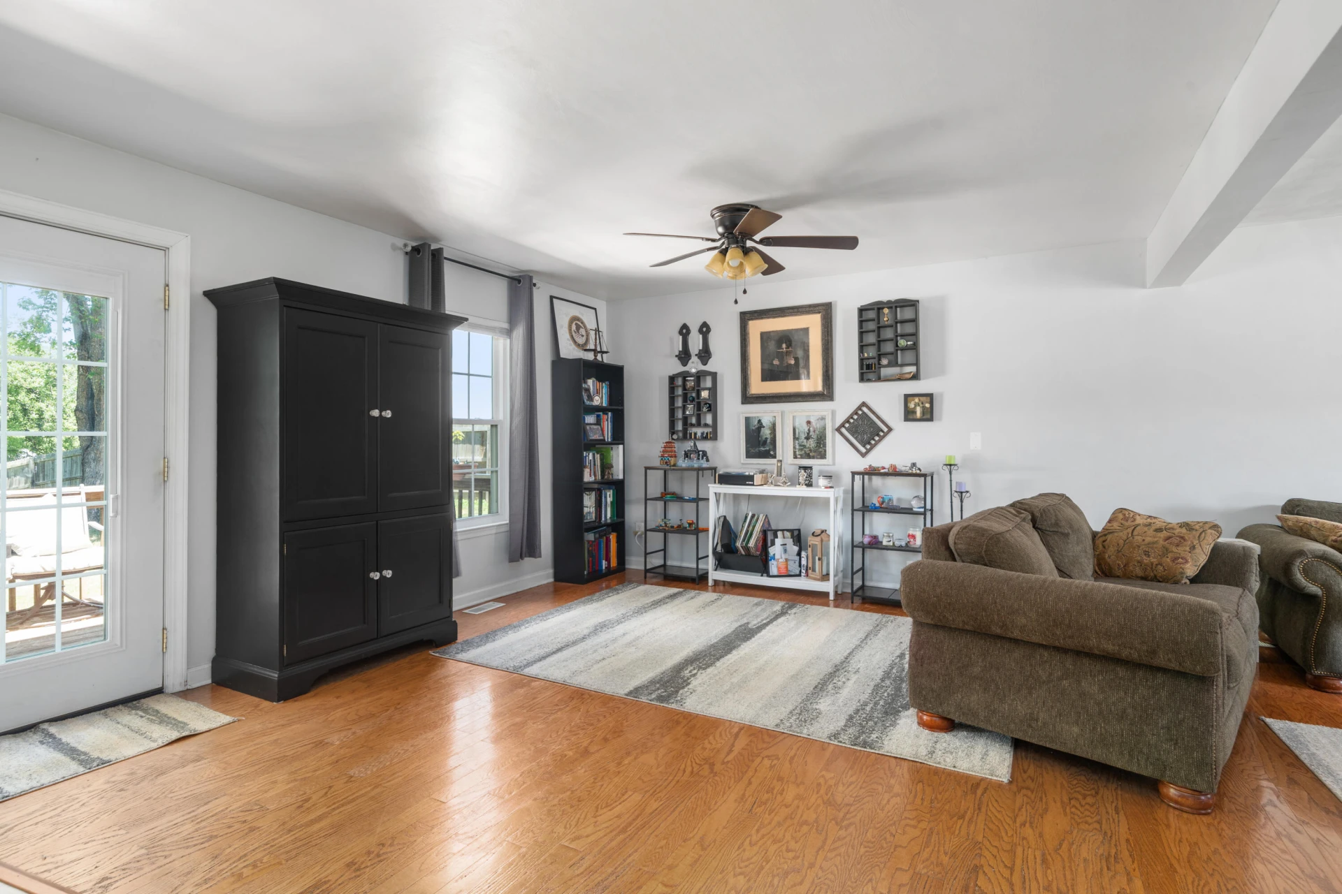 294 Ray ST - Photo 11
