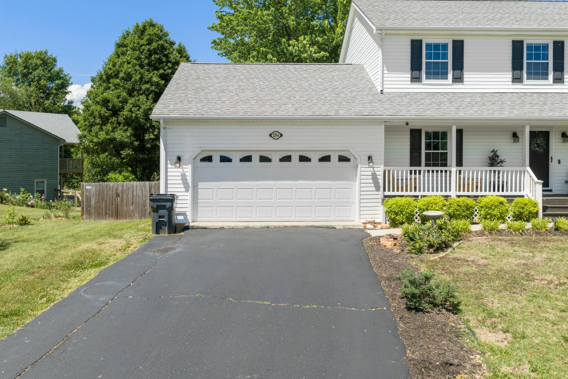 294 Ray ST - Photo 4