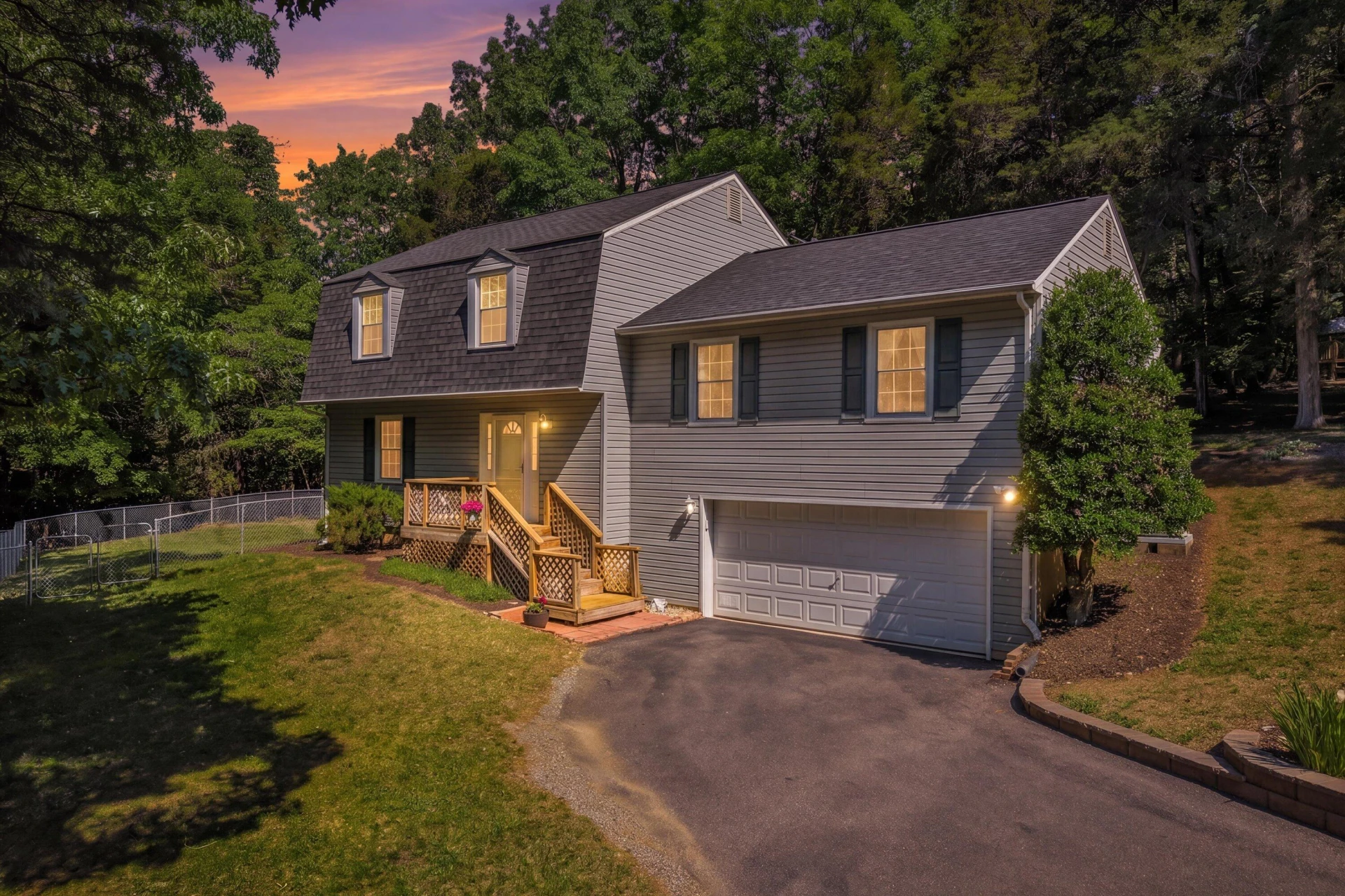 44 Shady LN