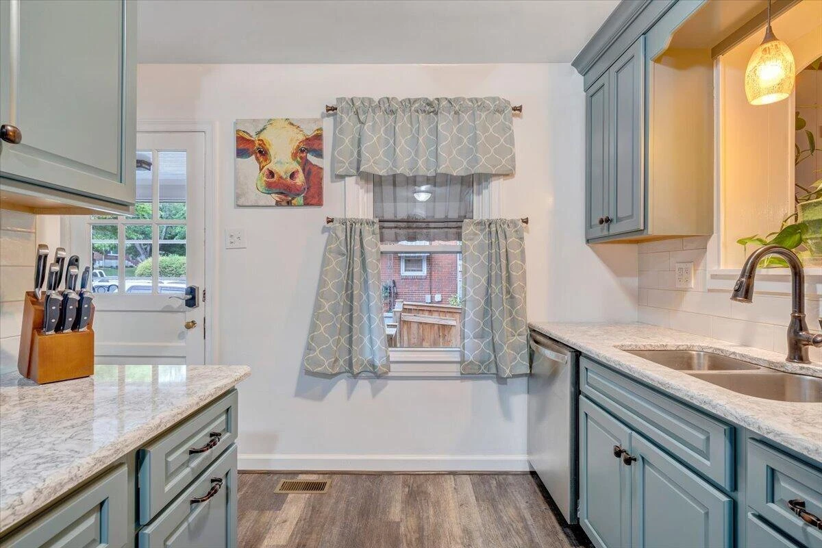 2644 Fairway DR SW - Photo 11