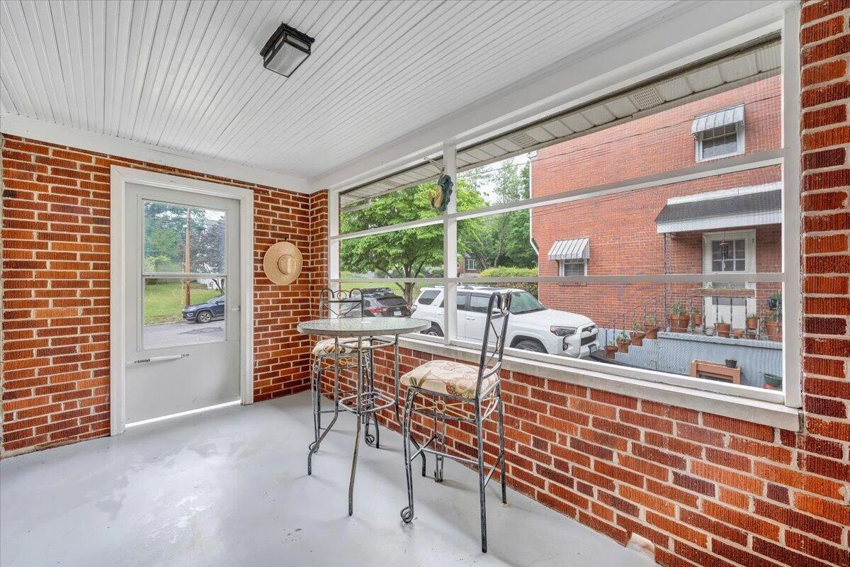 2644 Fairway DR SW - Photo 36