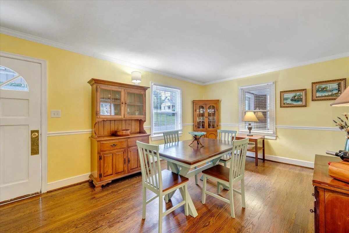2644 Fairway DR SW - Photo 7