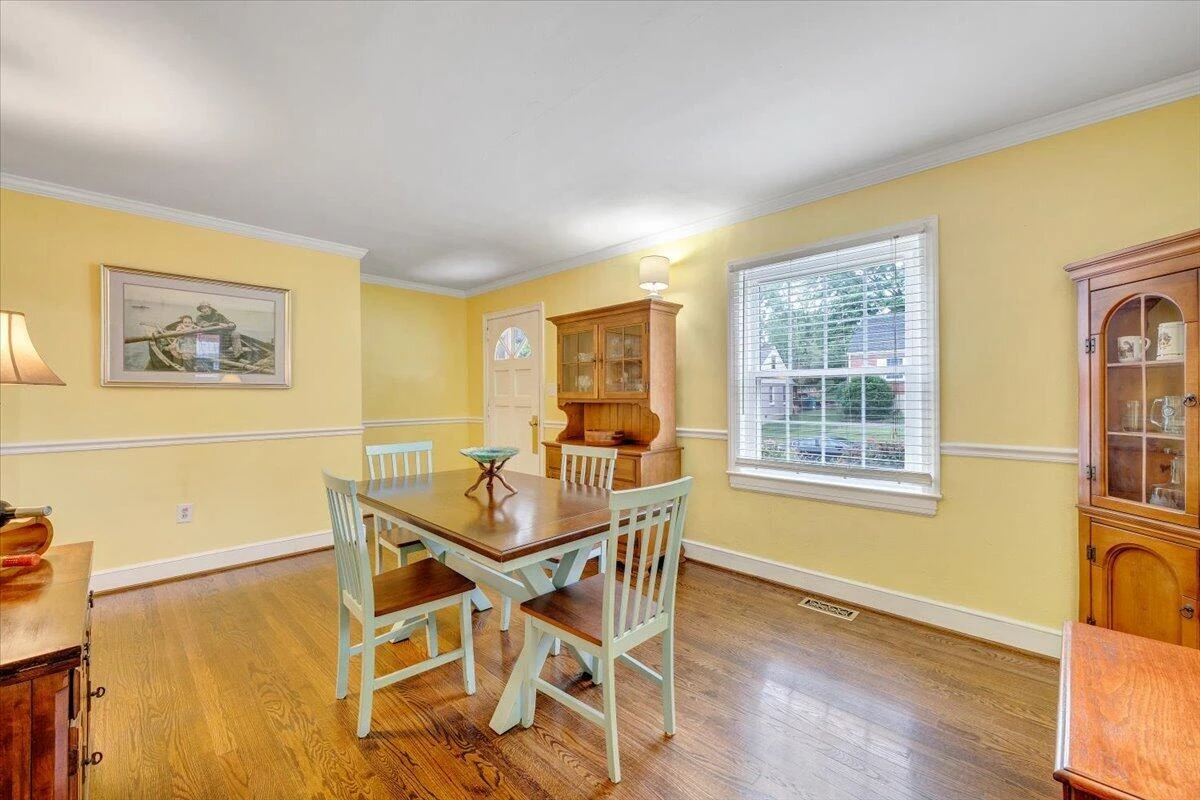 2644 Fairway DR SW - Photo 8