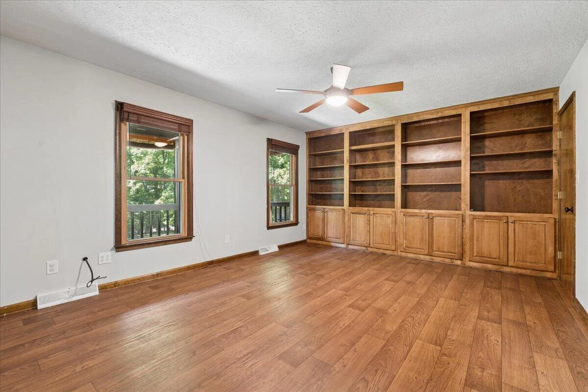 431 Langdon RD - Photo 13
