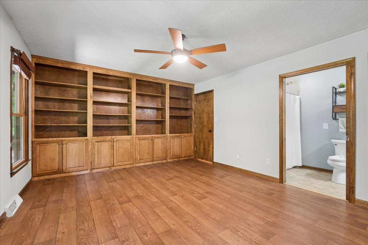 431 Langdon RD - Photo 14